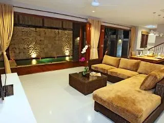 Villa Dua Seminyak Hotel